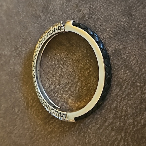 BRIGHTON Two-tone Black Braided Leather Talana Clamper Bracelet - Picture 2 of 7